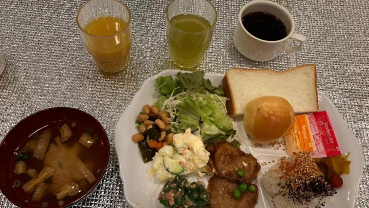 Toyoko Inn Osaka Hankyu Juso-Eki Nishi-Guchi No.1 Экстерьер фото